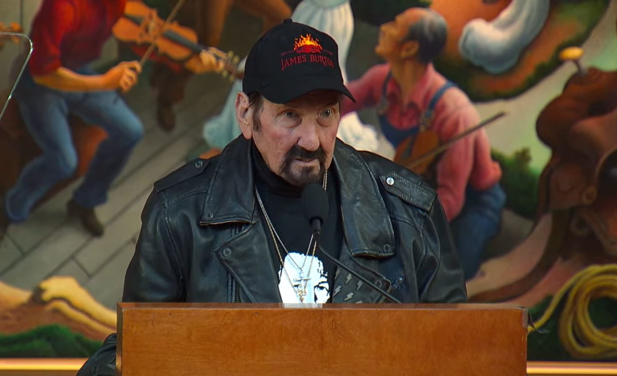 Guitar Legend James Burton Named to Country Music Hall of Fame ...